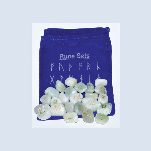 Green-aventurine-rune-set
